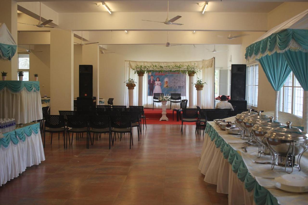 מלון Kochi Angamaly Convention Centre מראה חיצוני תמונה