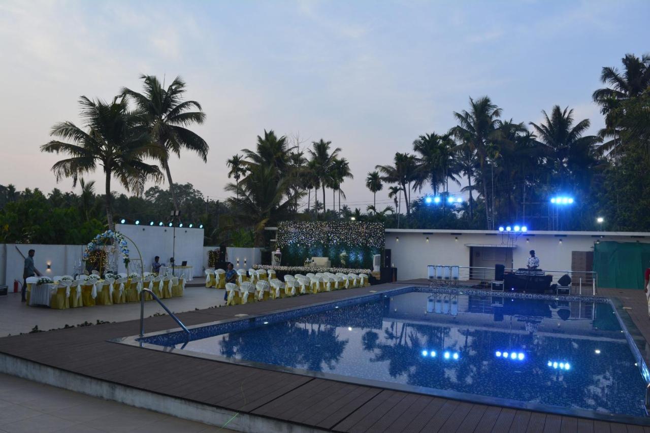 מלון Kochi Angamaly Convention Centre מראה חיצוני תמונה