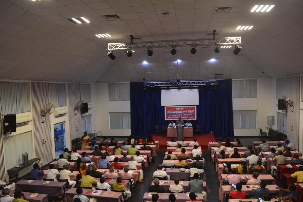 מלון Kochi Angamaly Convention Centre מראה חיצוני תמונה